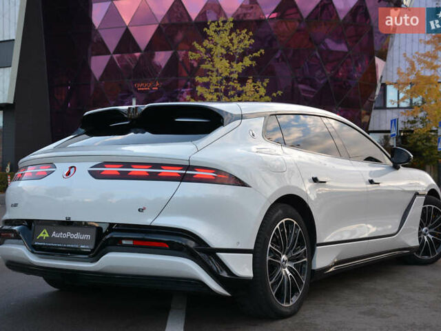 Белый Denza Z9 GT, объемом двигателя 0 л и пробегом 11 тыс. км за 62000 $, фото 2 на Automoto.ua