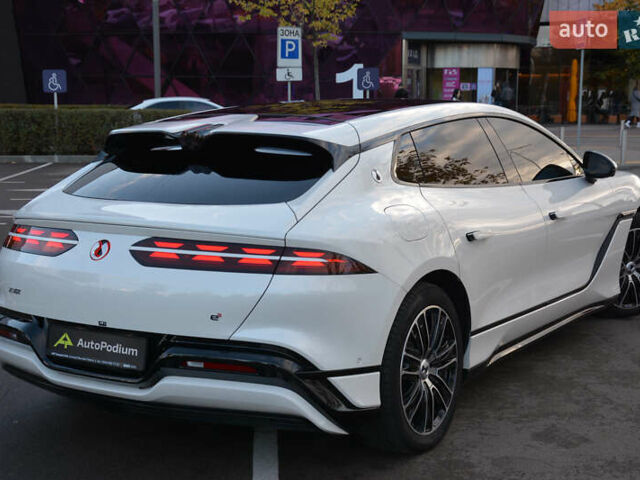 Белый Denza Z9 GT, объемом двигателя 0 л и пробегом 11 тыс. км за 62000 $, фото 4 на Automoto.ua