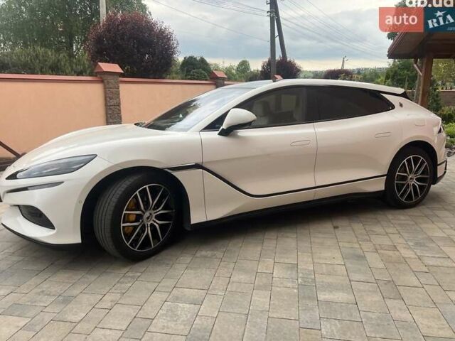 Белый Denza Z9 GT, объемом двигателя 0 л и пробегом 10 тыс. км за 58000 $, фото 9 на Automoto.ua