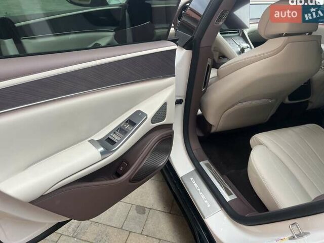 Белый Denza Z9 GT, объемом двигателя 0 л и пробегом 10 тыс. км за 58000 $, фото 6 на Automoto.ua