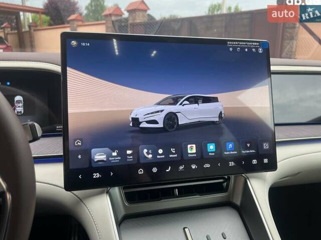 Белый Denza Z9 GT, объемом двигателя 0 л и пробегом 10 тыс. км за 58000 $, фото 10 на Automoto.ua