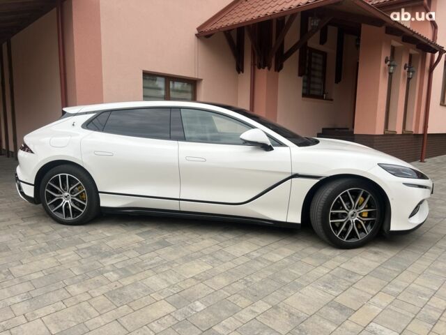 Белый Denza Z9 GT, объемом двигателя 0 л и пробегом 10 тыс. км за 58000 $, фото 16 на Automoto.ua