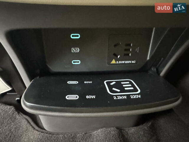 Бежевый Denza Z9 GT, объемом двигателя 2 л и пробегом 2 тыс. км за 56500 $, фото 8 на Automoto.ua