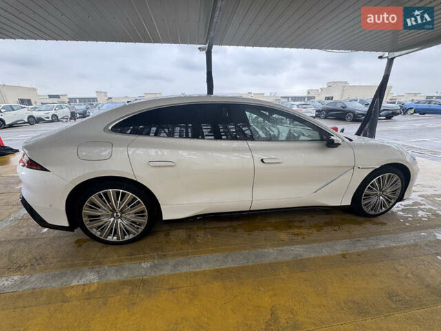 Бежевый Denza Z9 GT, объемом двигателя 2 л и пробегом 2 тыс. км за 56500 $, фото 3 на Automoto.ua