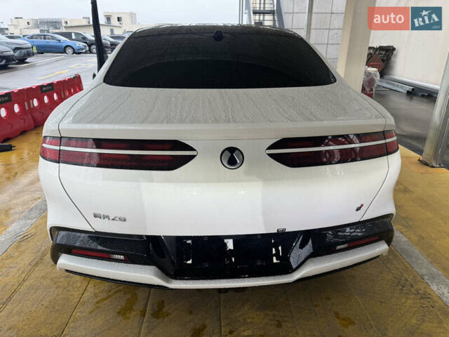 Бежевый Denza Z9 GT, объемом двигателя 2 л и пробегом 2 тыс. км за 56500 $, фото 2 на Automoto.ua