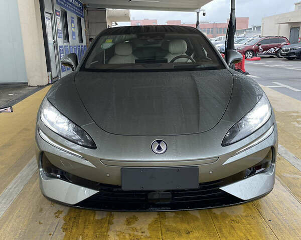 Зеленый Denza Z9 GT, объемом двигателя 0 л и пробегом 3 тыс. км за 55500 $, фото 1 на Automoto.ua