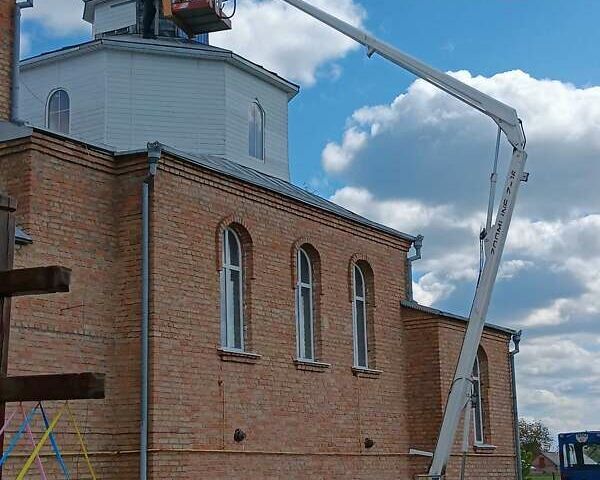 Dino 160XT 2000 в Луцке на Automoto.ua Белый Dino 160XT, объемом двигателя 6 л и пробегом 0 тыс. км за 19900 $, фото 3 на Automoto.ua