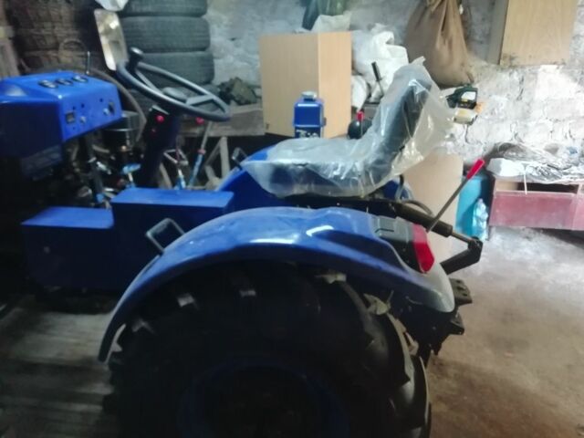 Синій ДМТЗ 160, об'ємом двигуна 0 л та пробігом 200 тис. км за 3500 $, фото 3 на Automoto.ua