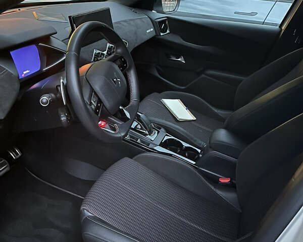 Білий DS 3 Crossback, об'ємом двигуна 1.5 л та пробігом 110 тис. км за 21900 $, фото 14 на Automoto.ua
