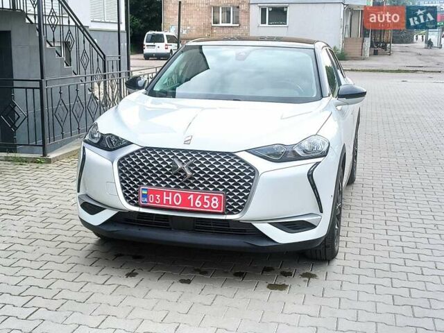 Белый DS 3 Crossback, объемом двигателя 0 л и пробегом 114 тыс. км за 14750 $, фото 2 на Automoto.ua