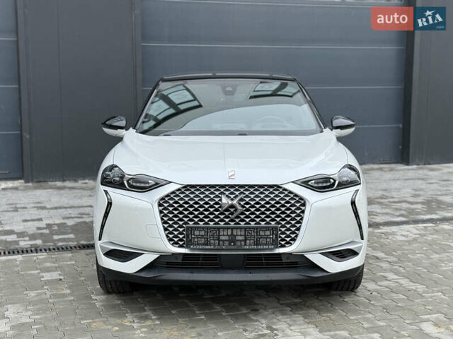 Белый DS 3 Crossback, объемом двигателя 0 л и пробегом 96 тыс. км за 16700 $, фото 1 на Automoto.ua