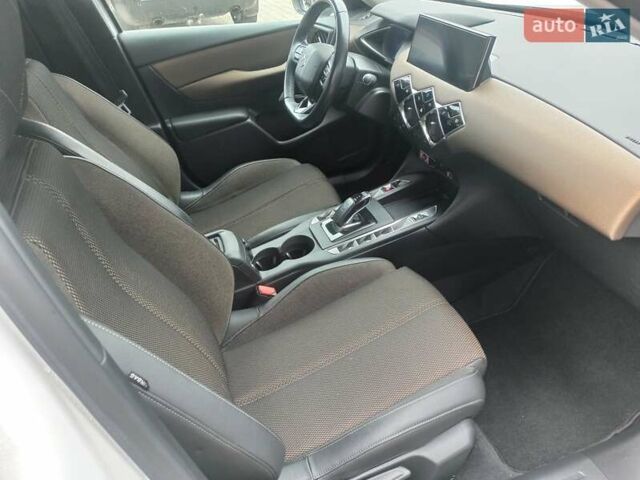 Белый DS 3 Crossback, объемом двигателя 0 л и пробегом 114 тыс. км за 14750 $, фото 67 на Automoto.ua