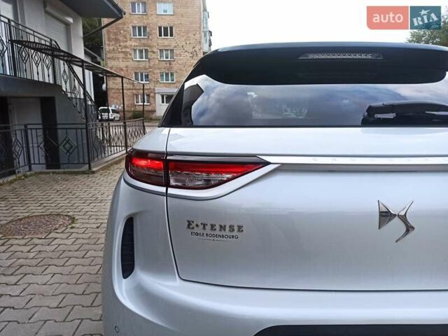 Белый DS 3 Crossback, объемом двигателя 0 л и пробегом 114 тыс. км за 14750 $, фото 35 на Automoto.ua