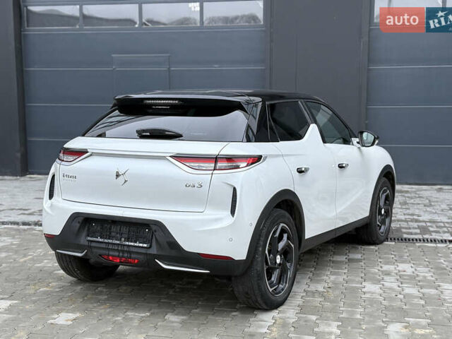 Белый DS 3 Crossback, объемом двигателя 0 л и пробегом 96 тыс. км за 16700 $, фото 3 на Automoto.ua