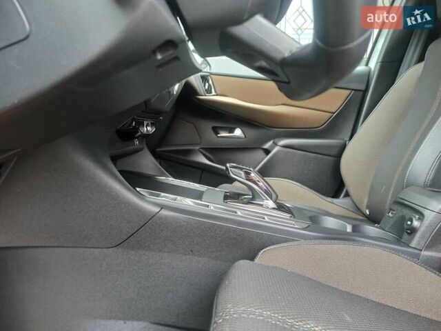 Белый DS 3 Crossback, объемом двигателя 0 л и пробегом 114 тыс. км за 14750 $, фото 65 на Automoto.ua