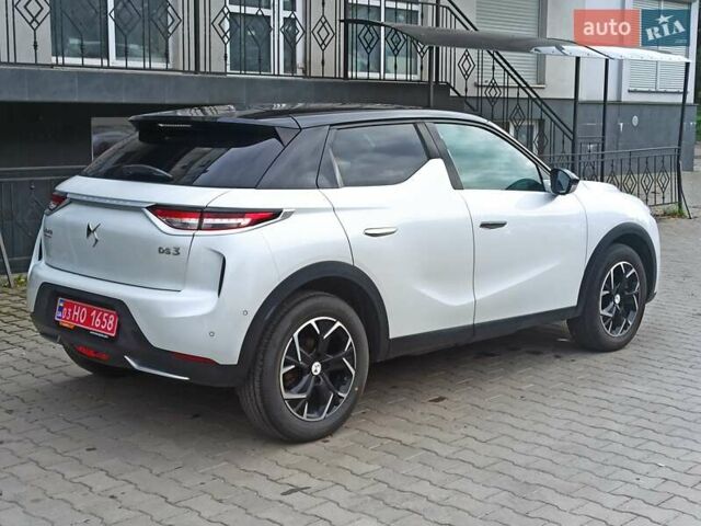 Белый DS 3 Crossback, объемом двигателя 0 л и пробегом 114 тыс. км за 14750 $, фото 19 на Automoto.ua