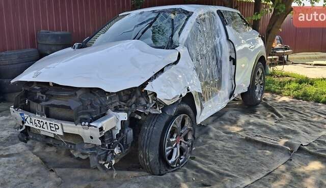 Белый DS 3 Crossback, объемом двигателя 1.2 л и пробегом 20 тыс. км за 2500 $, фото 2 на Automoto.ua