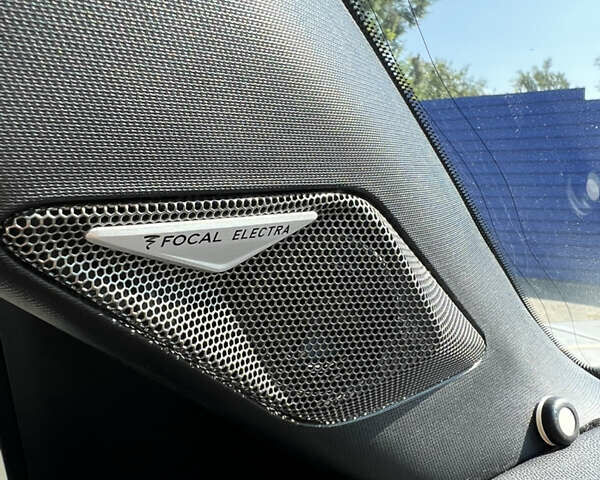 Білий DS 3 Crossback, об'ємом двигуна 1.5 л та пробігом 113 тис. км за 17900 $, фото 22 на Automoto.ua