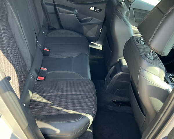 Білий DS 3 Crossback, об'ємом двигуна 1.5 л та пробігом 113 тис. км за 17900 $, фото 9 на Automoto.ua