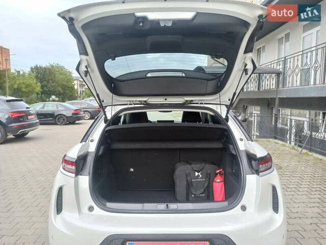 Білий DS 3 Crossback, об'ємом двигуна 0 л та пробігом 114 тис. км за 14900 $, фото 65 на Automoto.ua