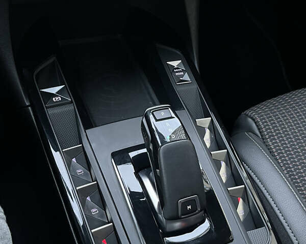 Білий DS 3 Crossback, об'ємом двигуна 1.5 л та пробігом 110 тис. км за 21900 $, фото 16 на Automoto.ua