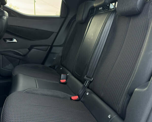 Белый DS 3 Crossback, объемом двигателя 0 л и пробегом 24 тыс. км за 17499 $, фото 20 на Automoto.ua