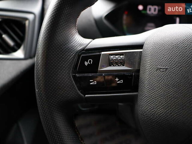 Білий DS 3 Crossback, об'ємом двигуна 0 л та пробігом 39 тис. км за 18900 $, фото 15 на Automoto.ua