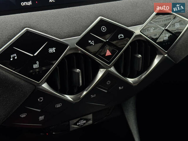 Білий DS 3 Crossback, об'ємом двигуна 0 л та пробігом 71 тис. км за 14900 $, фото 88 на Automoto.ua