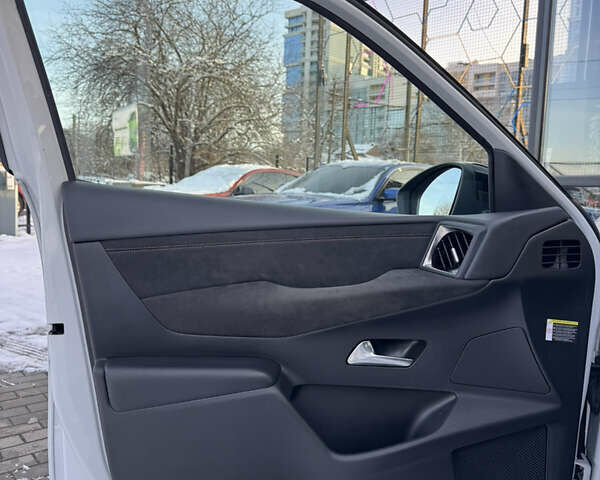 Белый DS 3 Crossback, объемом двигателя 0 л и пробегом 24 тыс. км за 17499 $, фото 8 на Automoto.ua