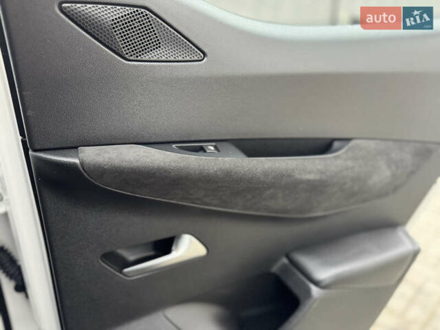 Білий DS 3 Crossback, об'ємом двигуна 0 л та пробігом 71 тис. км за 14900 $, фото 73 на Automoto.ua