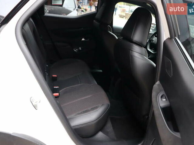 Білий DS 3 Crossback, об'ємом двигуна 0 л та пробігом 39 тис. км за 18900 $, фото 35 на Automoto.ua