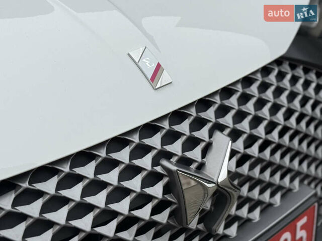 Білий DS 3 Crossback, об'ємом двигуна 0 л та пробігом 71 тис. км за 14900 $, фото 40 на Automoto.ua