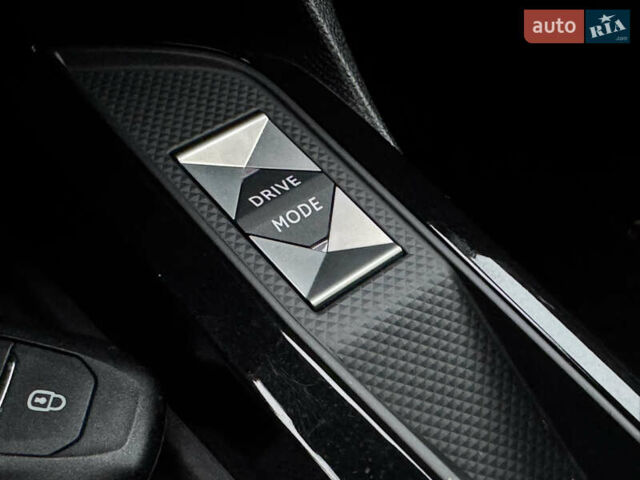 Білий DS 3 Crossback, об'ємом двигуна 0 л та пробігом 71 тис. км за 14900 $, фото 93 на Automoto.ua