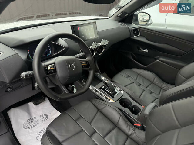Белый DS 3 Crossback, объемом двигателя 0 л и пробегом 76 тыс. км за 16200 $, фото 28 на Automoto.ua