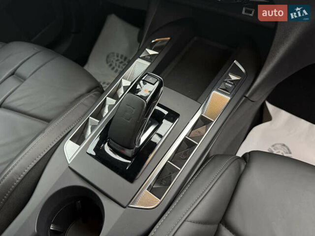 Белый DS 3 Crossback, объемом двигателя 0 л и пробегом 76 тыс. км за 16200 $, фото 25 на Automoto.ua