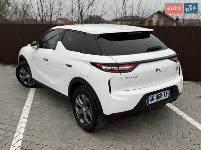 Белый DS 3 Crossback, объемом двигателя 0 л и пробегом 76 тыс. км за 16200 $, фото 11 на Automoto.ua