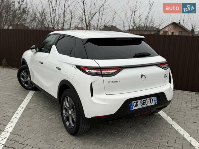 Белый DS 3 Crossback, объемом двигателя 0 л и пробегом 76 тыс. км за 16200 $, фото 10 на Automoto.ua