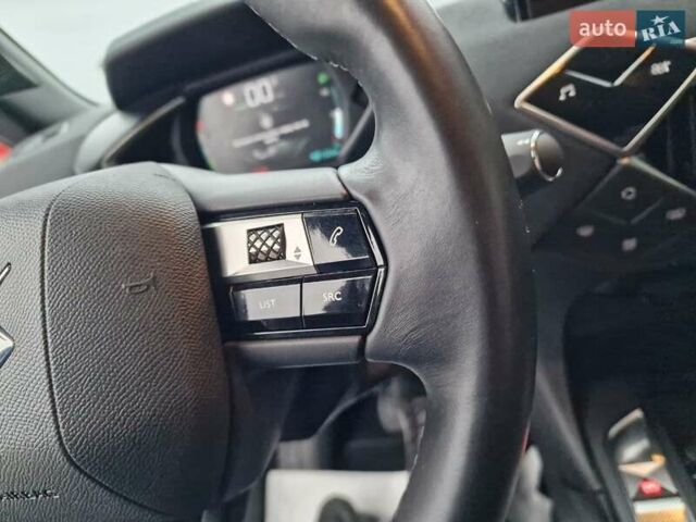 Білий DS 3 Crossback, об'ємом двигуна 0 л та пробігом 92 тис. км за 16200 $, фото 29 на Automoto.ua