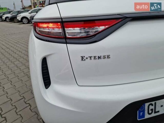 Білий DS 3 Crossback, об'ємом двигуна 0 л та пробігом 92 тис. км за 16200 $, фото 16 на Automoto.ua