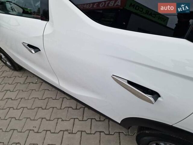 Білий DS 3 Crossback, об'ємом двигуна 0 л та пробігом 92 тис. км за 16200 $, фото 20 на Automoto.ua