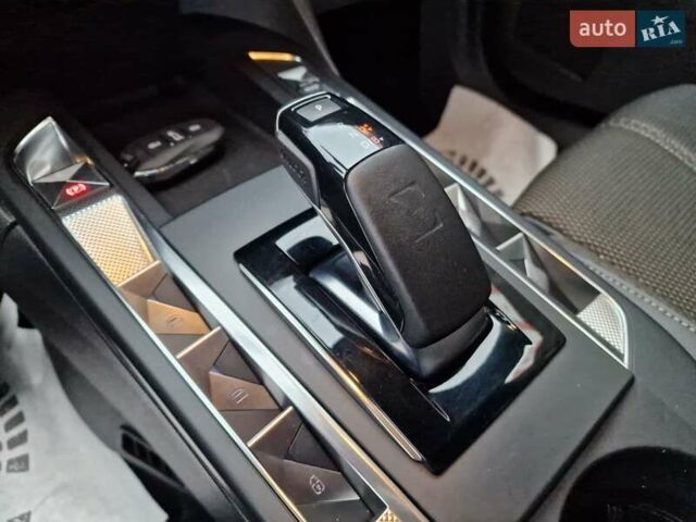 Білий DS 3 Crossback, об'ємом двигуна 0 л та пробігом 92 тис. км за 16200 $, фото 36 на Automoto.ua