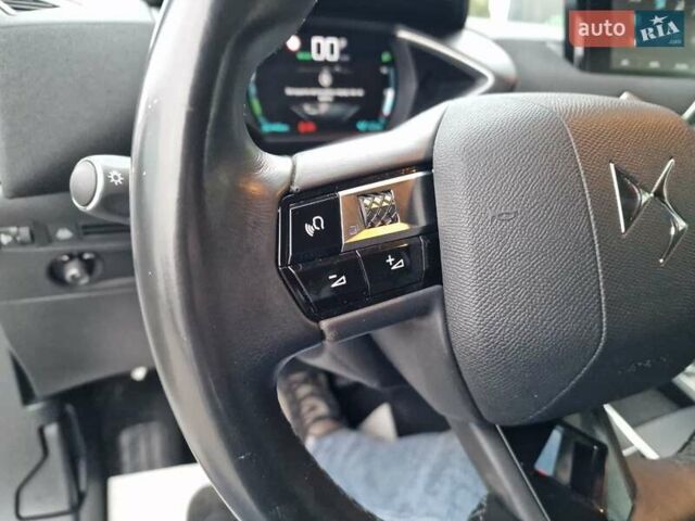 Білий DS 3 Crossback, об'ємом двигуна 0 л та пробігом 92 тис. км за 16200 $, фото 26 на Automoto.ua