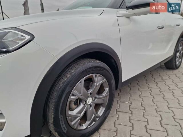 Білий DS 3 Crossback, об'ємом двигуна 0 л та пробігом 92 тис. км за 16200 $, фото 1 на Automoto.ua