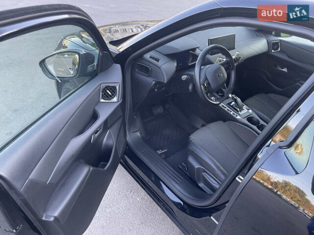 Черный DS 3 Crossback, объемом двигателя 0 л и пробегом 21 тыс. км за 15950 $, фото 12 на Automoto.ua