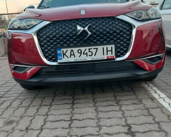 Красный DS 3 Crossback, объемом двигателя 1.2 л и пробегом 57 тыс. км за 19100 $, фото 4 на Automoto.ua