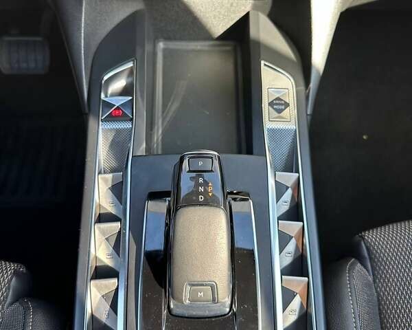Красный DS 3 Crossback, объемом двигателя 1.2 л и пробегом 7 тыс. км за 19900 $, фото 21 на Automoto.ua