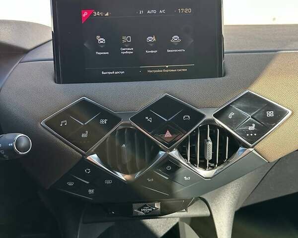 Красный DS 3 Crossback, объемом двигателя 1.2 л и пробегом 7 тыс. км за 19900 $, фото 24 на Automoto.ua