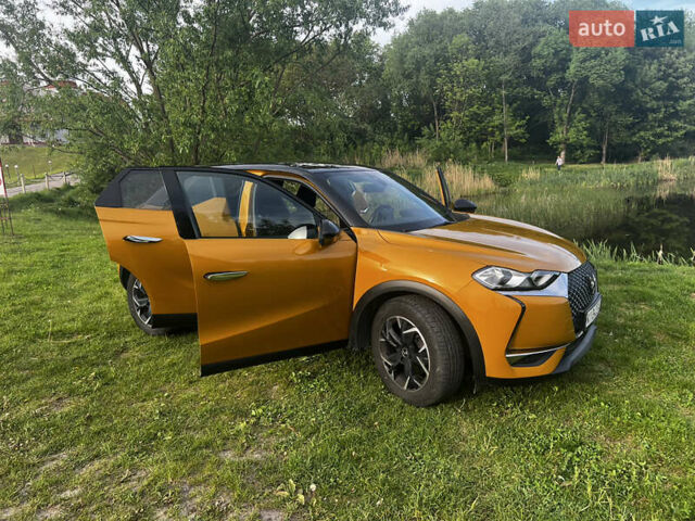 Желтый DS 3 Crossback, объемом двигателя 1.2 л и пробегом 34 тыс. км за 18500 $, фото 3 на Automoto.ua