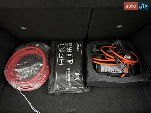 Серый DS 3 Crossback, объемом двигателя 0 л и пробегом 43 тыс. км за 14950 $, фото 68 на Automoto.ua