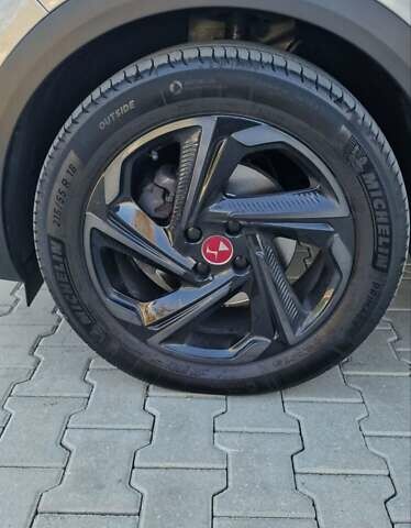 Серый DS 3 Crossback, объемом двигателя 1.2 л и пробегом 51 тыс. км за 17000 $, фото 25 на Automoto.ua